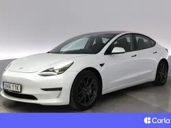 Vit Begagnad 2021 Tesla Model 3 Long Range Sedan | 319 900 kr (Marknadspris)