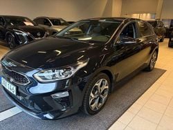 Svart Begagnad 2018 Kia Ceed Advance Halvkombi | 158 000 kr (Dyr)