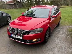 Röd Begagnad 2011 VW Passat Kombi | 59 000 kr (Marknadspris)