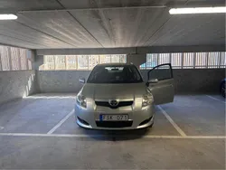 Silver Begagnad 2007 Toyota Auris Halvkombi | 29 999 kr (Bra pris)