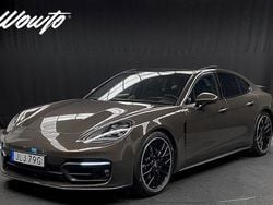 Mörkbrun (tryffelbrun metallic) Begagnad 2022 Porsche Panamera 4S Sedan | 995 800 kr (Dyr)