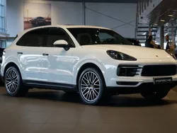 Vit Begagnad 2021 Porsche Cayenne SUV | 729 000 kr (Superpris)