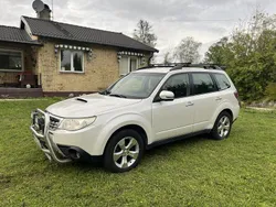 Vit Begagnad 2012 Subaru Forester SUV | 42 000 kr