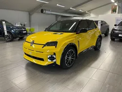 Gul Ny 2025 Renault R5 Iconic Halvkombi | 440 600 kr