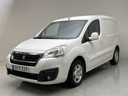 Vit Begagnad 2017 Peugeot Partner Minibuss | 45 000 kr (Superpris)