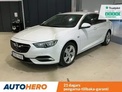 Vit Begagnad 2017 Opel Insignia Sport Halvkombi | 144 000 kr (Marknadspris)