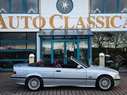 Silver metallic Begagnad 1993 BMW 325 Cabriolet Cab | 95 000 kr