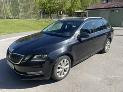 Svart Begagnad 2019 Skoda Octavia Style Kombi | 65 000 kr