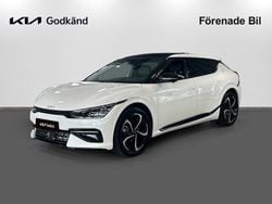 Vit (snow white pearl) Begagnad 2022 Kia EV6 2 SUV | 469 000 kr