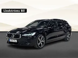 Svart Begagnad 2020 Volvo V60 R-Design Kombi | 294 900 kr (Marknadspris)