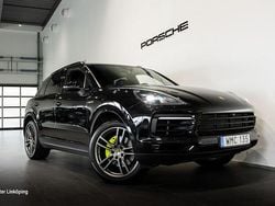 Svart (black) Begagnad 2018 Porsche Cayenne SUV | 549 000 kr
