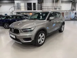 Grå Begagnad 2022 Volvo XC40 Momentum SUV | 309 000 kr (Bra pris)