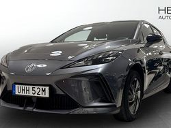 Grå Begagnad 2023 MG MG4 EV Comfort Halvkombi | 244 900 kr (Marknadspris)