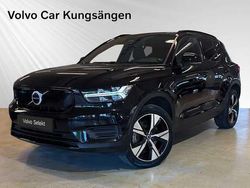 Svart Begagnad 2022 Volvo XC40 Core SUV | 309 900 kr