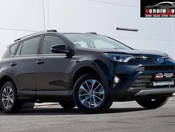 Svart Begagnad 2017 Toyota RAV4 Hybrid Active SUV | 229 900 kr (Marknadspris)