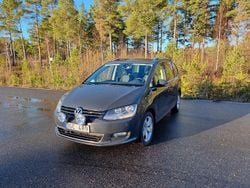 Grå Begagnad 2012 VW Sharan Minibuss | 73 000 kr (Superpris)