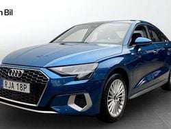 Blå Begagnad 2023 Audi A3 Advanced Plus Sedan | 279 000 kr (Marknadspris)