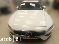 Vit Begagnad 2020 Volvo V60 CC Kombi | 305 500 kr (Marknadspris)
