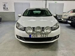Vit Begagnad 2009 VW Golf VI Halvkombi | 69 900 kr (Dyr)
