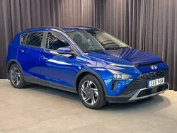 Blå Begagnad 2021 Hyundai Bayon Essential SUV | 159 500 kr (Marknadspris)