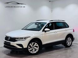 Vit Begagnad 2021 VW Tiguan SUV | 239 900 kr (Bra pris)