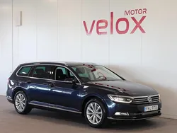 Mörkblå (blå) Begagnad 2016 VW Passat GT Kombi | 179 900 kr (Marknadspris)