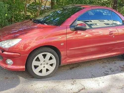 Begagnad 2004 Peugeot 206 CC Cab | 35 000 kr (Lite dyr)