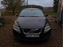 Svart Begagnad 2011 Volvo V70 Kinetic Kombi | 28 000 kr