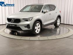 Grå Begagnad 2023 Volvo XC40 Core SUV | 349 900 kr (Bra pris)