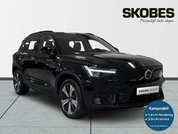 Svart Begagnad 2023 Volvo XC40 Core SUV | 334 900 kr