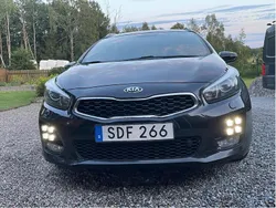 Svart Begagnad 2016 Kia Ceed Sportswagon 2 Kombi | 73 000 kr (Bra pris)