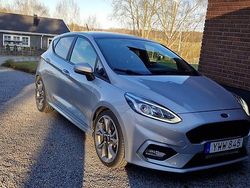 Begagnad 2018 Ford Fiesta ST-Line Halvkombi | 148 000 kr (Dyr)