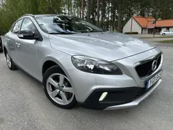 Silver Begagnad 2017 Volvo V40 CC Kinetic Kombi | 148 000 kr (Bra pris)