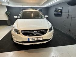 Vit Begagnad 2016 Volvo XC60 Momentum SUV | 204 900 kr (Marknadspris)