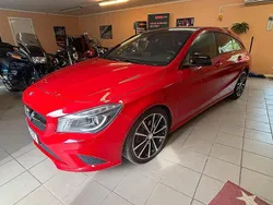 Röd Begagnad 2015 Mercedes CLA200 Shooting Brake Kombi | 187 900 kr (Marknadspris)