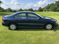 Blå Begagnad 2001 Volvo S60 Business Edition Sedan | 22 000 kr (Marknadspris)