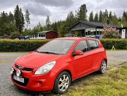 Röd Begagnad 2011 Hyundai i20 Select Halvkombi | 28 000 kr (Superpris)
