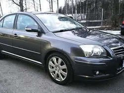 Grå Begagnad 2008 Toyota Avensis Sedan | 49 900 kr (Marknadspris)