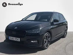 Svart Begagnad 2023 Skoda Fabia Monte Carlo Halvkombi | 219 900 kr (Marknadspris)