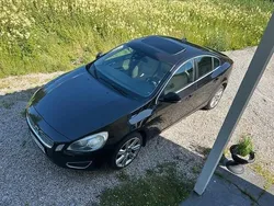 Svart Begagnad 2011 Volvo S60 Summum Sedan | 79 000 kr (Dyr)