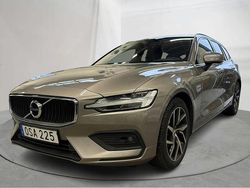 Grå Begagnad 2019 Volvo V60 Momentum Kombi | 236 000 kr (Marknadspris)