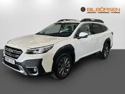 Vit Begagnad 2023 Subaru Outback SUV | 369 900 kr (Bra pris)