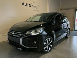 Svart Begagnad 2022 Mitsubishi Space Star Halvkombi | 159 900 kr (Marknadspris)