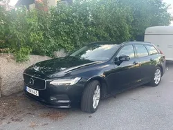 Svart Begagnad 2018 Volvo V90 Kinetic Kombi | 185 000 kr (Marknadspris)