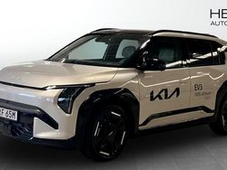 Grå (silver) Begagnad 2025 Kia EV3 GT-Line SUV | 509 900 kr (Marknadspris)