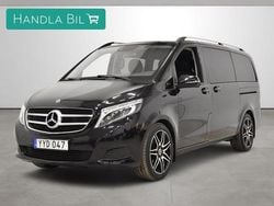 Svart Begagnad 2018 Mercedes V220 Minibuss | 359 900 kr (Marknadspris)