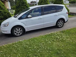 Vit Begagnad 2010 Ford S-MAX S Minibuss | 28 000 kr (Superpris)