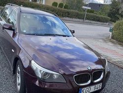 Röd Begagnad 2007 BMW 523 Kombi | 45 900 kr (Bra pris)