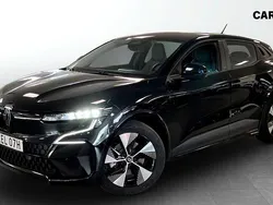 Svart (black) Begagnad 2023 Renault Mégane Halvkombi | 279 900 kr (Superpris)