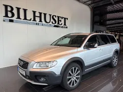 Silver Begagnad 2016 Volvo XC70 Momentum SUV | 239 900 kr (Marknadspris)